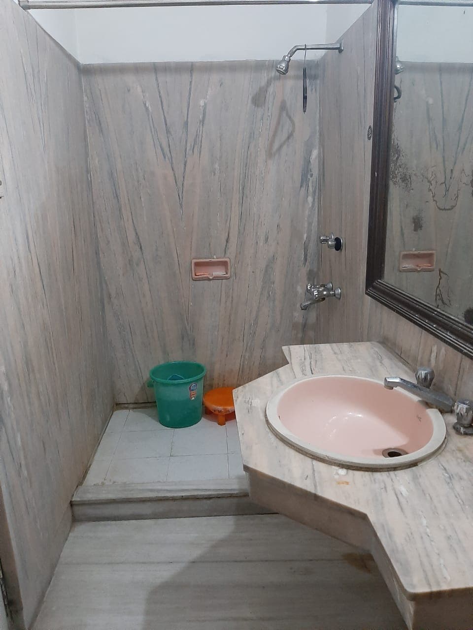 PG Interior 3